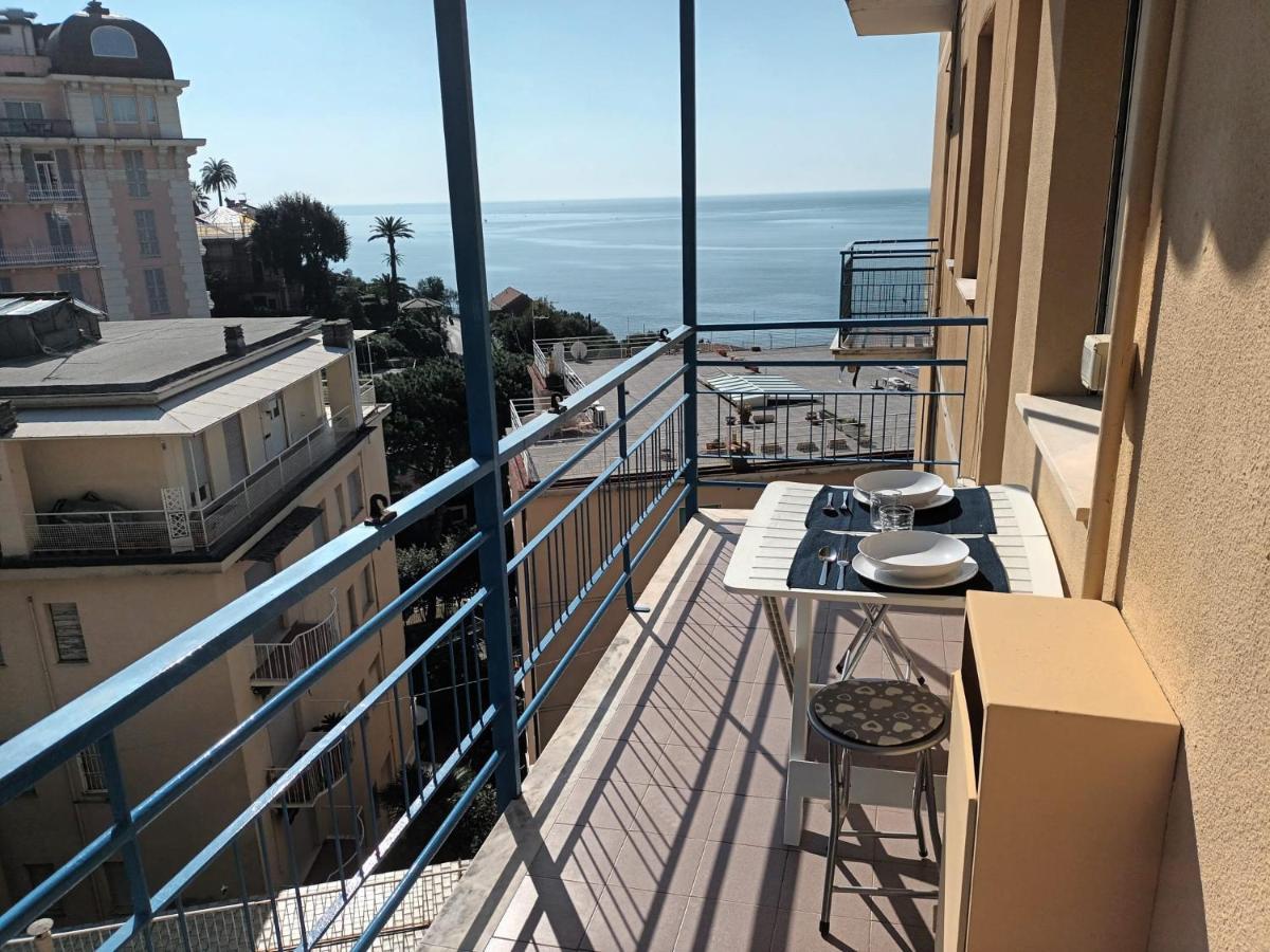 Appartamento Con Stupenda Vista Mare Zona Bristol Рапалло Экстерьер фото