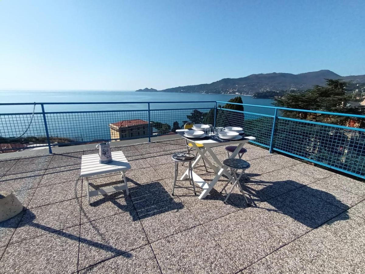 Appartamento Con Stupenda Vista Mare Zona Bristol Рапалло Экстерьер фото